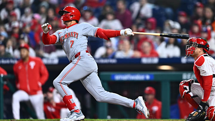 Cincinnati Reds outfielder Spencer Steer (7) hits a grand slam
