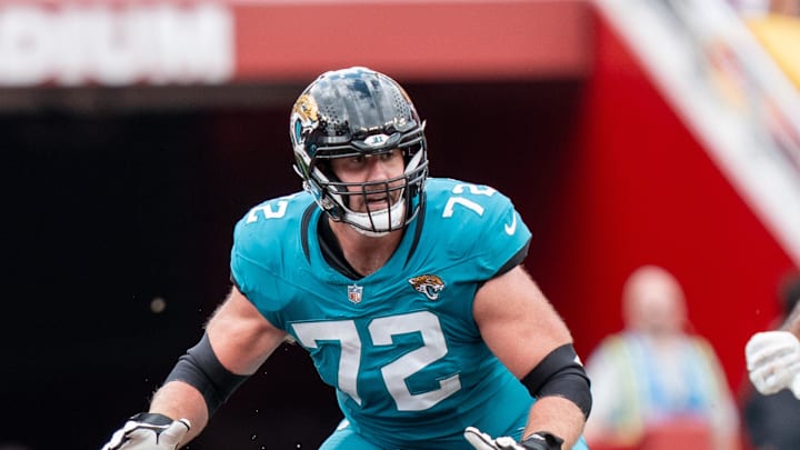 September 28, 2025; Santa Clara, California, USA; Jacksonville Jaguars offensive tackle Walker Little (72) during the second quarter against the San Francisco 49ers at Levi's Stadium.