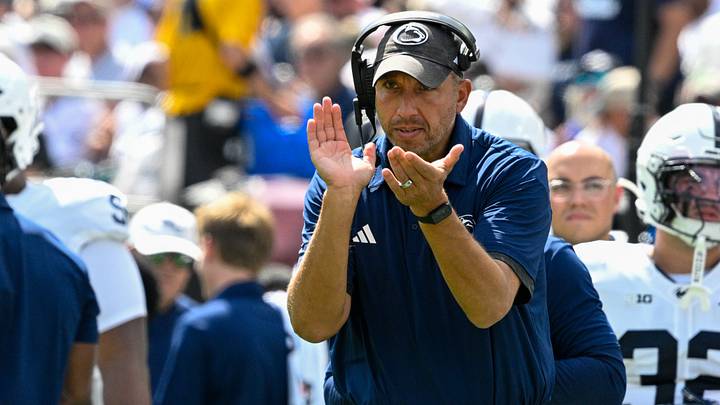COLLEGE FOOTBALL: SEP 12 Penn State at Temple