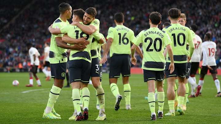 Manchester City will be looking to close the gap on Arsenal