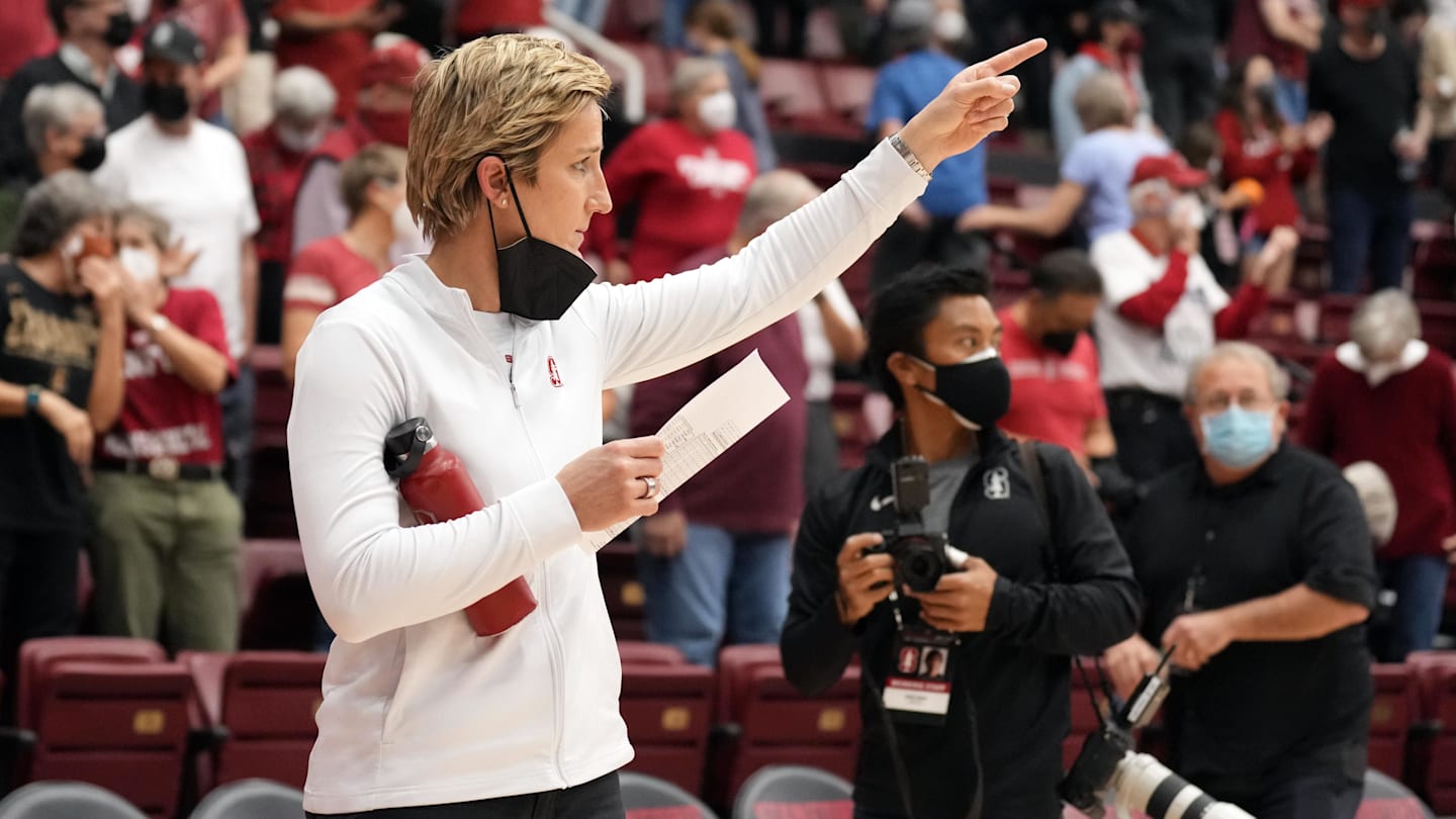 Το μπάσκετ γυναικών του Στάνφορντ αναμετράται με το BYU στους προημιτελικούς του WBIT