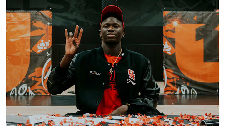 Arafan Diane committed to play for the Houston Cougars.