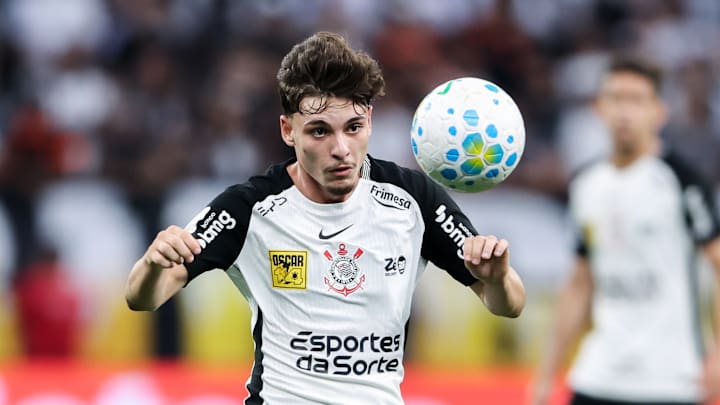 Bidon é titular absoluto do Corinthians
