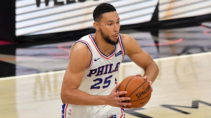 Ben Simmons sigue con futuro incierto en la NBA