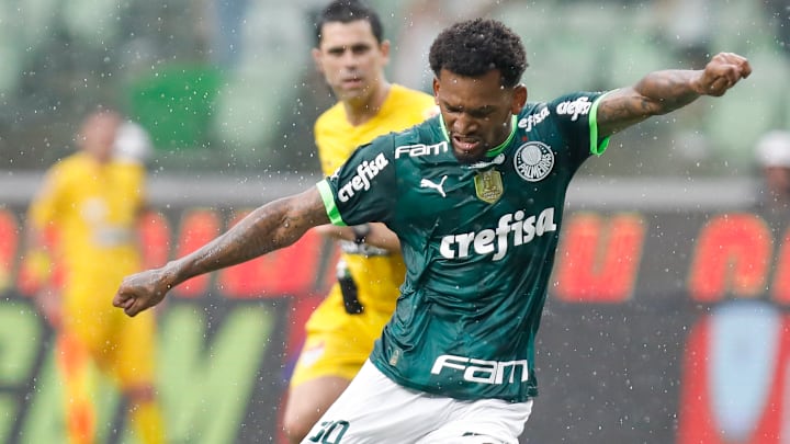 Jailson foi expulso ainda no primeiro tempo contra o Bolívar