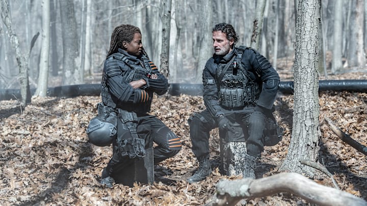 BTS, Andrew Lincoln as Rick Grimes, Danai Gurira as Michonne - The Walking Dead: The Ones Who Live _ Season 1, Episode 3 - Photo Credit: Gene Page/AMC