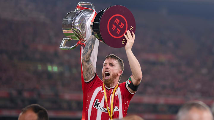 El centrocampista español Iker Muniain, quien no renovará su contrato con el Athletic Bilbao de España, ha sido ofrecido a la Liga MX, en específico, América, Rayados y Juárez.