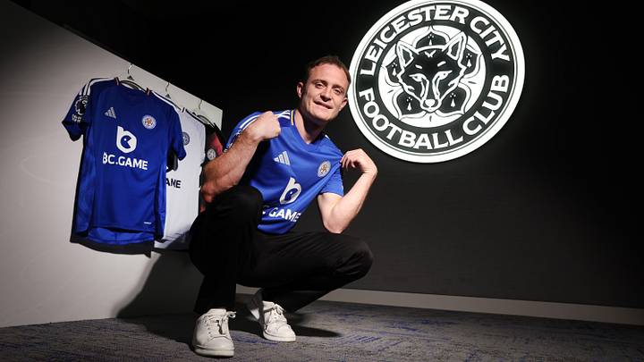 Leicester City Unveil New Signing Oliver Skipp