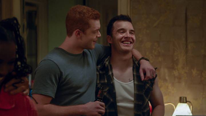 (L-R): Cameron Monaghan as Ian Gallagher and Noel Fisher as Mickey Milkovich in SHAMELESS, “This is Chicago!”
