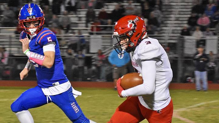 Honesdale wingback Turk Acker (3) is off to the races on a perfectly-executed counter play against Lakeland on Oct. 9, 2026. Honesdale wingback Turk Acker (3) is off to the races on a perfectly-executed counter play against Lakeland on Oct. 9, 2026.