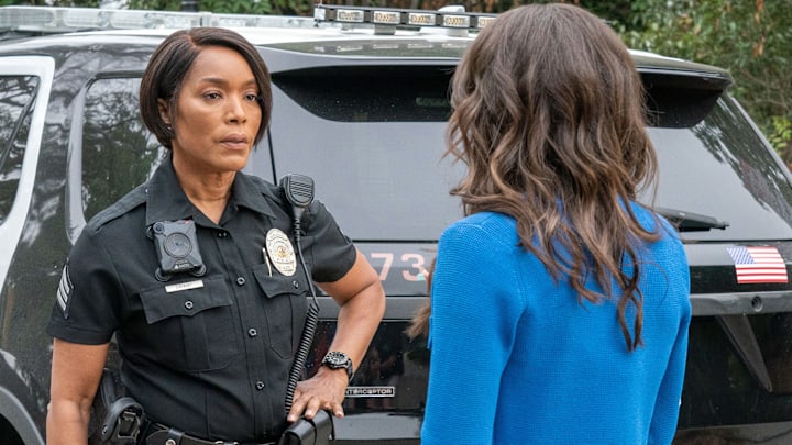 9-1-1: L-R: Angela Bassett and Corinne Massiah in the “What’s Your Fantasy?” episode of 9-1-1 airing Monday, Nov. 14 (8:00-9:02 PM ET/PT) on FOX. © 2022 FOX MEDIA LLC. CR: Jack Zeman/ FOX.