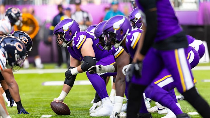 Blake Brandel prepares to snap the ball at center for the Minnesota Vikings during a 2025 game against the Chicago Bears. 