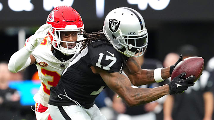 A potential trade sending L'Jarius Sneed to the Titans has reportedly fallen apart