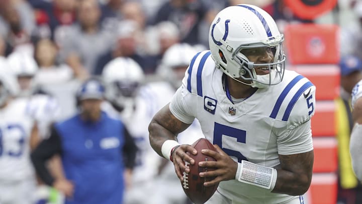 Oct 27, 2024; Houston, Texas, USA; Indianapolis Colts quarterback Anthony Richardson (5) rolls out of the pocket during the first quarter against the Houston Texans at NRG Stadium.