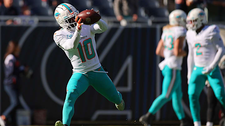 Tyreek Hill tuvo otra destacada actuación con Dolphins