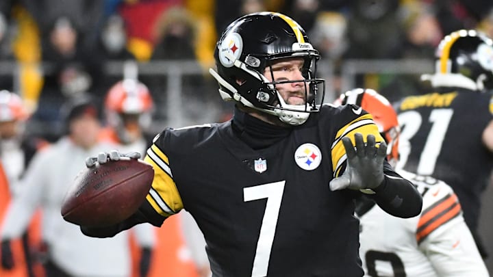 Jan 3, 2022; Pittsburgh, Pennsylvania, USA;  Pittsburgh Steelers quarterback Ben Roethlisberger (7) throws a pass against the Cleveland Browns during the firswt quarter at Heinz Field. Mandatory Credit: Philip G. Pavely-Imagn Images