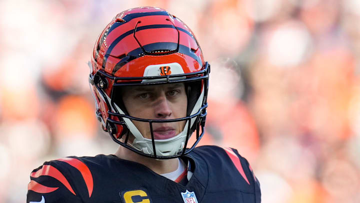 Cincinnati Bengals quarterback Joe Burrow (9)