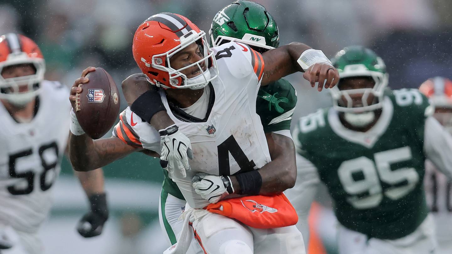 If Deshaun Watson Keeps Losing, It's Time To Make a Change