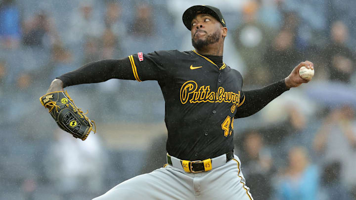 Pittsburgh Pirates relief pitcher Aroldis Chapman (45) pitches against the New York Yankees during the ninth inning at Yankee Stadium. 