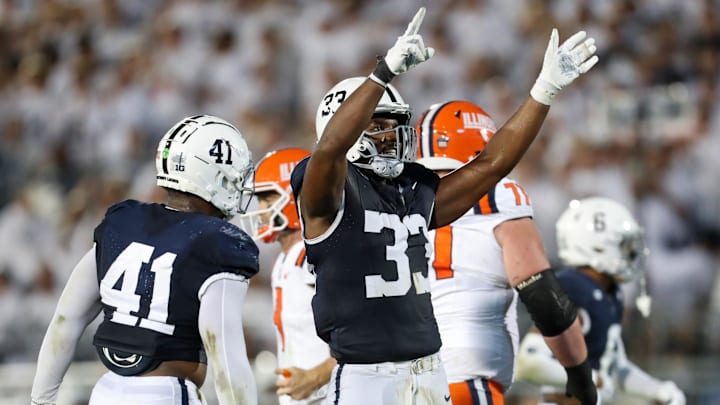 Penn State Nittany Lions defensive end Dani Dennis-Sutton (33)