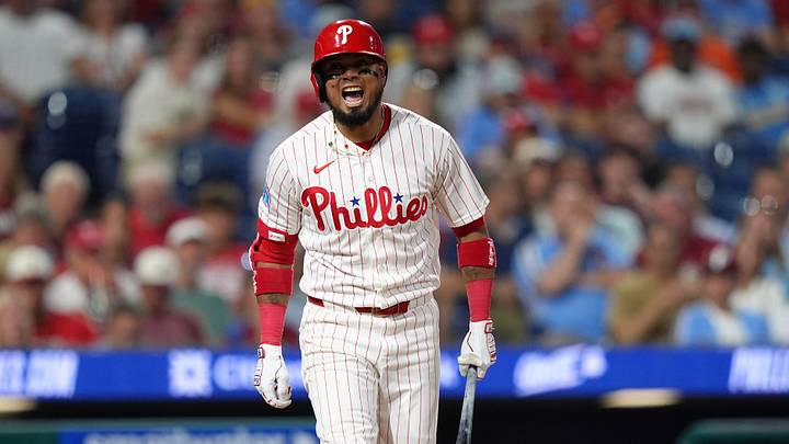 Sep 8, 2026; Philadelphia, Pennsylvania, USA; Philadelphia Phillies infielder Luis Arraez (4) reacts against the Houston Astros in the fourth inning at Citizens Bank Park. Mandatory Credit: Kyle Ross-Imagn Images Sep 8, 2026; Philadelphia, Pennsylvania, USA; Philadelphia Phillies infielder Luis Arraez (4) reacts against the Houston Astros in the fourth inning at Citizens Bank Park. Mandatory Credit: Kyle Ross-Imagn Images