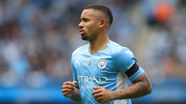 De férias após participar da Data Fifa, atacante de 25 anos deixou futuro em aberto ao ser questionado se ficaria no Manchester City