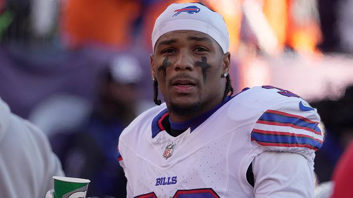 Former Buffalo Bills cornerback Cam Lewis. Former Buffalo Bills cornerback Cam Lewis.