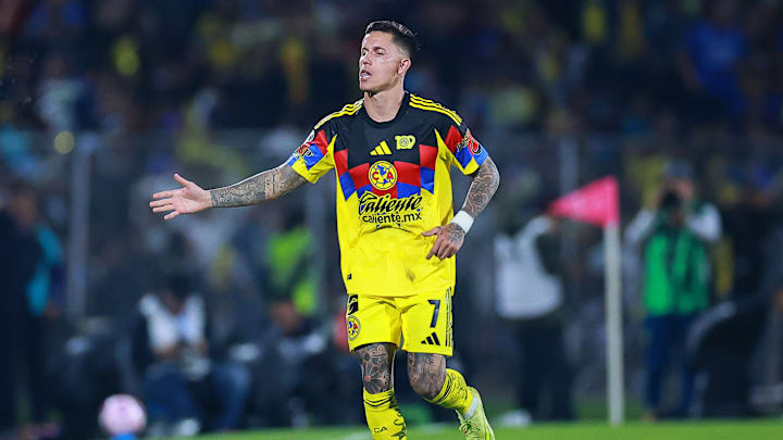 Cruz Azul v America - Torneo Apertura 2025 Liga MX Cruz Azul v America - Torneo Apertura 2025 Liga MX