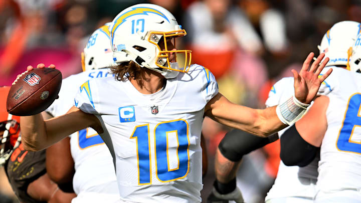 Los Angeles Chargers v Cleveland Browns