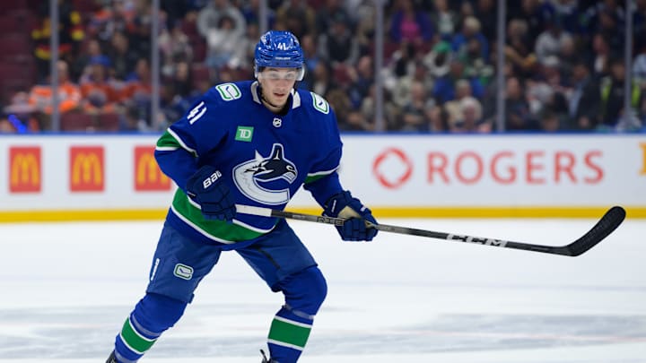 Edmonton Oilers v Vancouver Canucks
