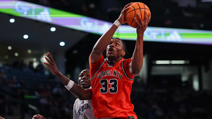 Virginia Cavaliers center Ugonna Onyenso 