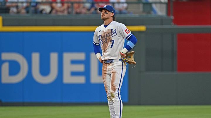 Jun 18, 2026; Kansas City, Missouri, USA; Kansas City Royals shortstop Bobby Witt Jr. (7) reacts after injuring his knee in the fourth inning against the St. Louis Cardinals at Kauffman Stadium. Mandatory Credit: Peter Aiken-Imagn Images Jun 18, 2026; Kansas City, Missouri, USA; Kansas City Royals shortstop Bobby Witt Jr. (7) reacts after injuring his knee in the fourth inning against the St. Louis Cardinals at Kauffman Stadium. Mandatory Credit: Peter Aiken-Imagn Images