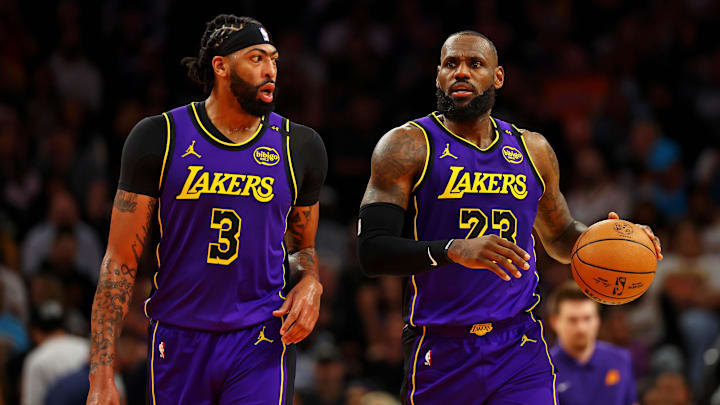 Davis and James have the Lakers in a good spot for now, but the team‘s defense is concerning. 