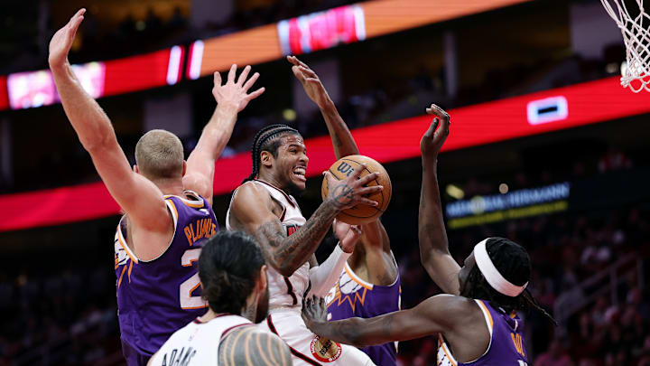 Phoenix Suns v Houston Rockets