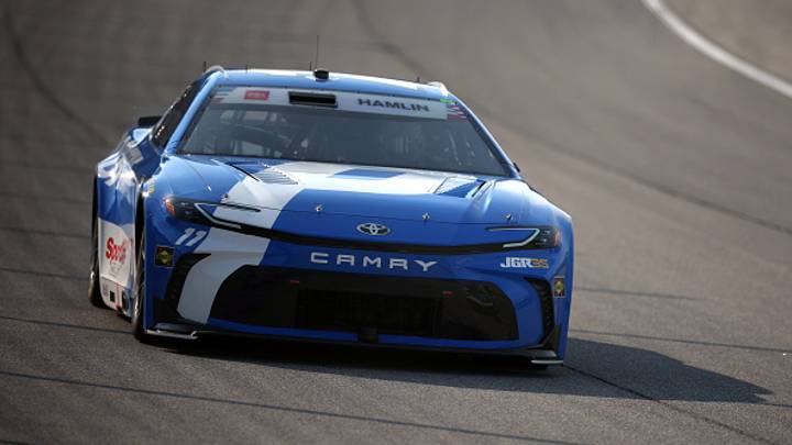 Denny Hamlin, Joe Gibbs Racing, Chicagoland Speedway, NASCAR