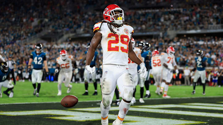 Kansas City Chiefs running back Kareem Hunt (29) scores a touchdown during the fourth quarter of an NFL football matchup at EverBank Stadium, Monday, Oct. 6, 2025, in Jacksonville, Fla. The Jacksonville Jaguars edged the Kansas City Chiefs 31-28. [Corey Perrine/Florida Times-Union]