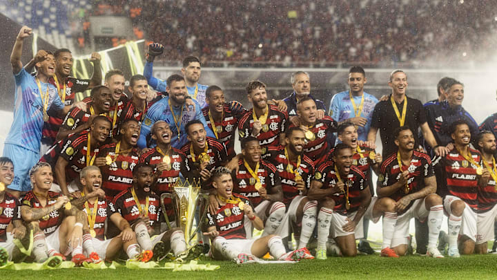 TOPSHOT-FBL-BRAZIL-SUPERCOPA-BOTAFOGO-FLAMENGO