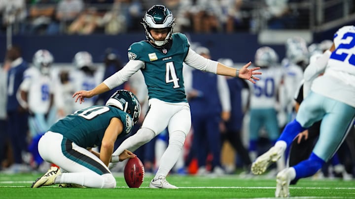 Philadelphia Eagles v Dallas Cowboys