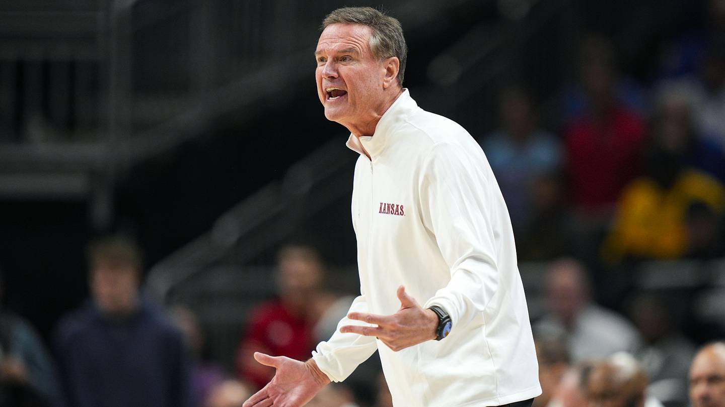 Kansas Extends Scholarship Offer to Top 2027 Guard Under Bill Self
