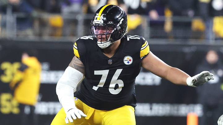Jan 4, 2026; Pittsburgh, Pennsylvania, USA; Pittsburgh Steelers offensive tackle Troy Fautanu (76) blocks at the line of scrimmage against the Baltimore Ravens during the first quarter at Acrisure Stadium. Mandatory Credit: Charles LeClaire-Imagn Images Jan 4, 2026; Pittsburgh, Pennsylvania, USA; Pittsburgh Steelers offensive tackle Troy Fautanu (76) blocks at the line of scrimmage against the Baltimore Ravens during the first quarter at Acrisure Stadium. Mandatory Credit: Charles LeClaire-Imagn Images