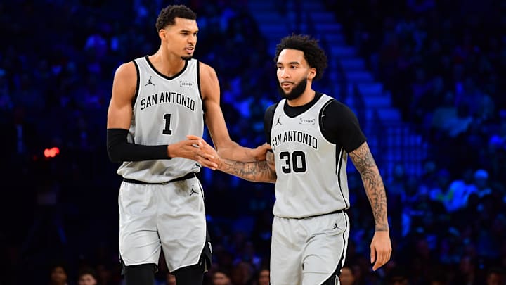 Victor Wembanyama, Julian Champagnie Victor Wembanyama, Julian Champagnie