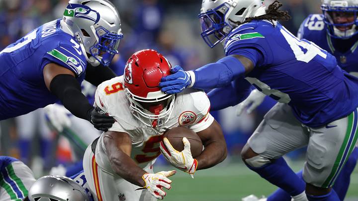 Oct 25, 2026; Seattle, Washington, USA; Seattle Seahawks linebacker Uchenna Nwosu (7) and linebacker Tyrice Knight (48) tackle Kansas City Chiefs running back Kenneth Walker III (9) during the third quarter at Lumen Field. Oct 25, 2026; Seattle, Washington, USA; Seattle Seahawks linebacker Uchenna Nwosu (7) and linebacker Tyrice Knight (48) tackle Kansas City Chiefs running back Kenneth Walker III (9) during the third quarter at Lumen Field.