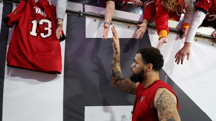 Mike Evans, Man of the People