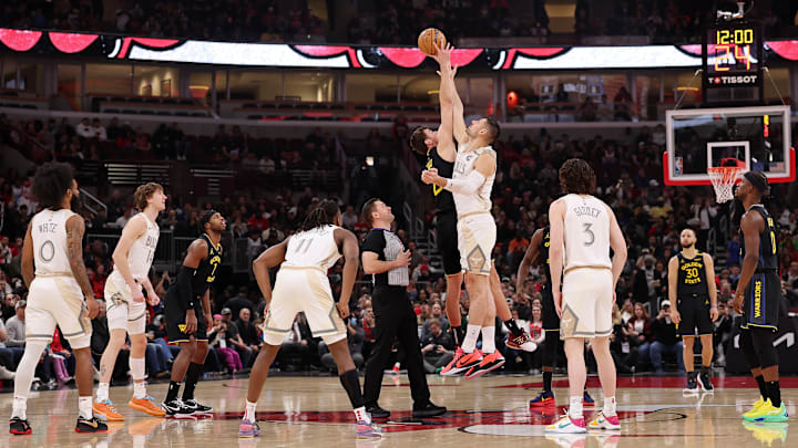Golden State Warriors v Chicago Bulls