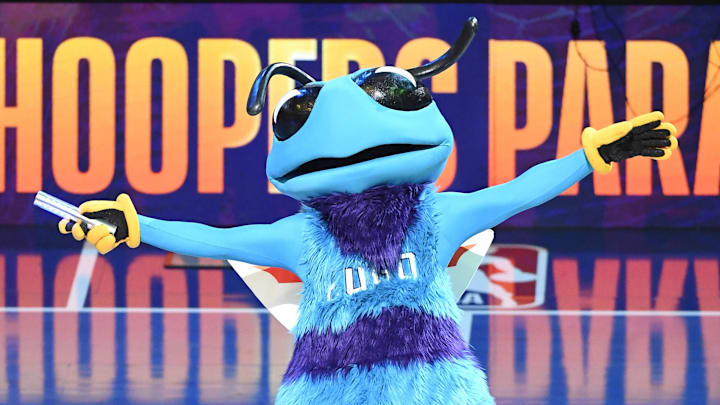 Dec 18, 2025; Charlotte, North Carolina, USA;  Charlotte Hornets mascot Hugo performs during the second half against the Atlanta Hawks at the Spectrum Center. Mandatory Credit: Sam Sharpe-Imagn Images