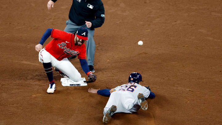 Bravos tienen ventaja de 2-1 en la Serie Mundial