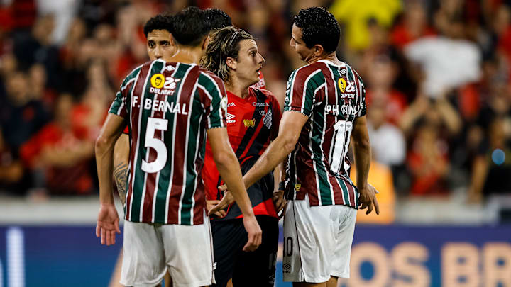 Athletico-PR e Fluminense estão ameaçados