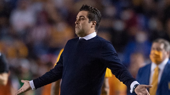 Michel Leaño será DT de Chivas en 2022