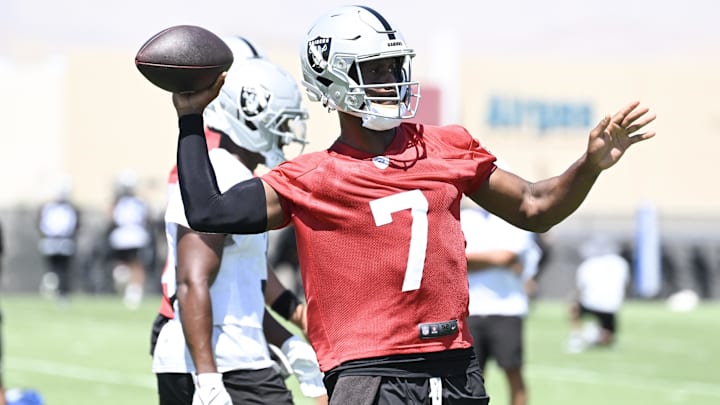 Las Vegas Raiders QB Geno Smith throws the ball during Las Vegas Raiders Minicamp at Intermountain Health Performance Center.