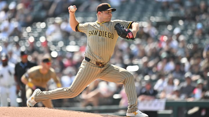 Sep 21, 2025; Chicago, Illinois, USA; San Diego Padres starting pitcher Michael King (34) pitches against the Chicago White Sox during the first inning at Rate Field. Mandatory Credit: Patrick Gorski-Imagn Images
